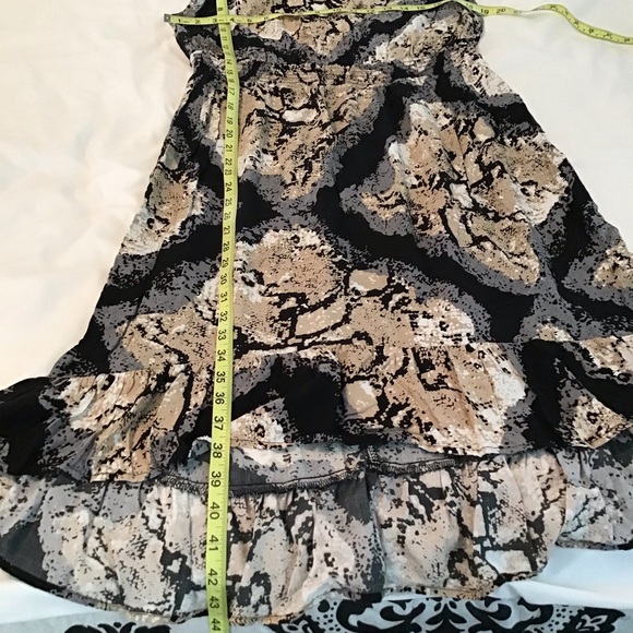 AGB: Black white and tan dress. Size 16 - Picture 5 of 9